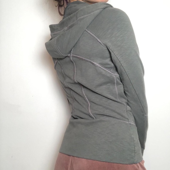 Athleta Fitted Zip-Up Hoodie Jacket! - Picture 2 of 4